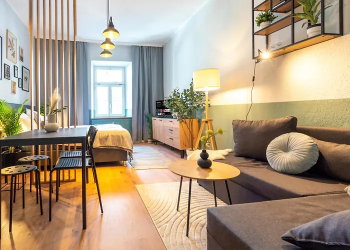 Center Retreat Mitten In